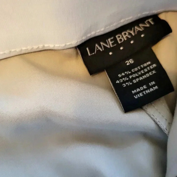 Lane Bryant Pedal Pusher Pants 26 NWT Women's Lot of 2 Khaki Gray MSRP $49.95 Ea - Picture 2 of 3